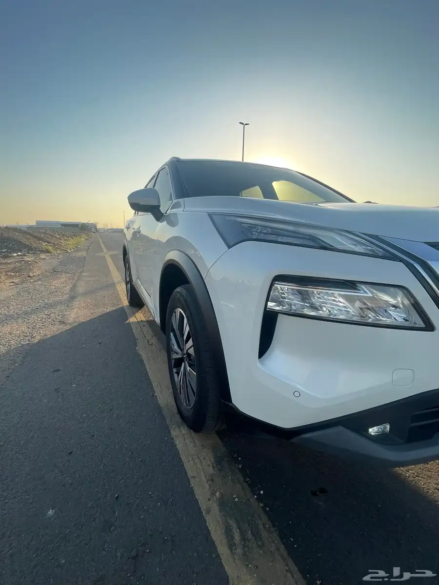 نيسان اكس تريل 2023 نص فل أقل بدرجة من البنوراماء 3
