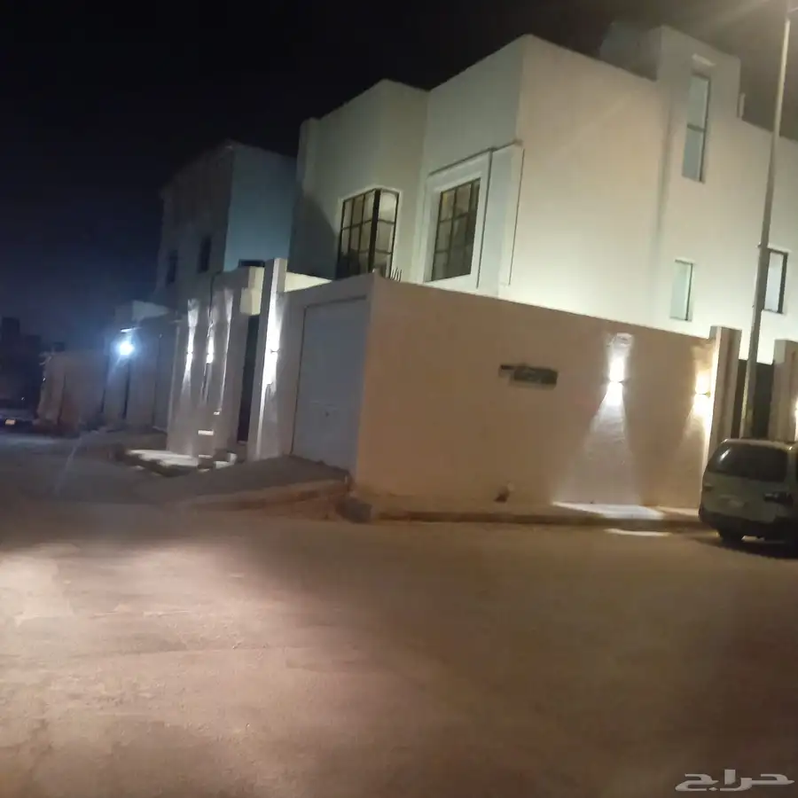 فيلا مستقله للبيع حي أحد 0