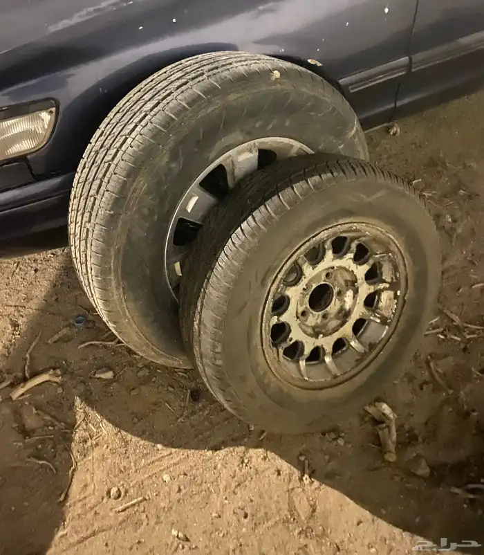 جنط لينكون نافقيتور 2004 اصلي من فورد مختوم مع كفره 6