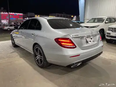 مرسيدس E300 2020 4