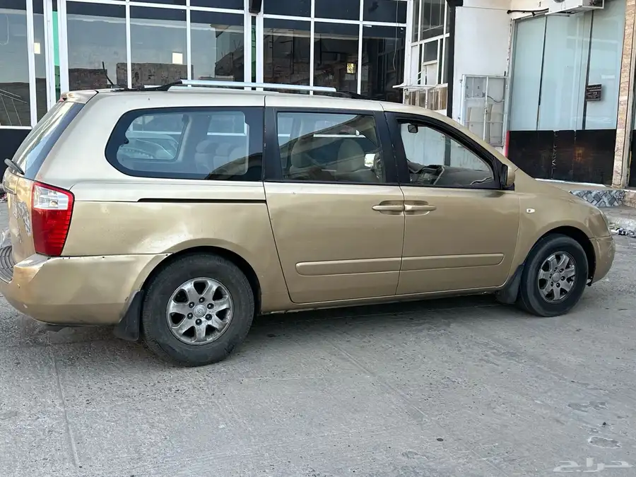 كيا كرنفال 2009 1