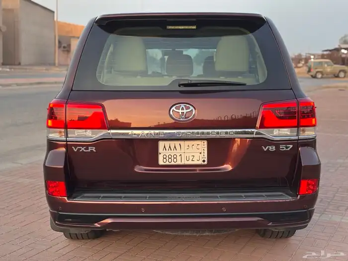 لاندكروزر VXR 2016 12