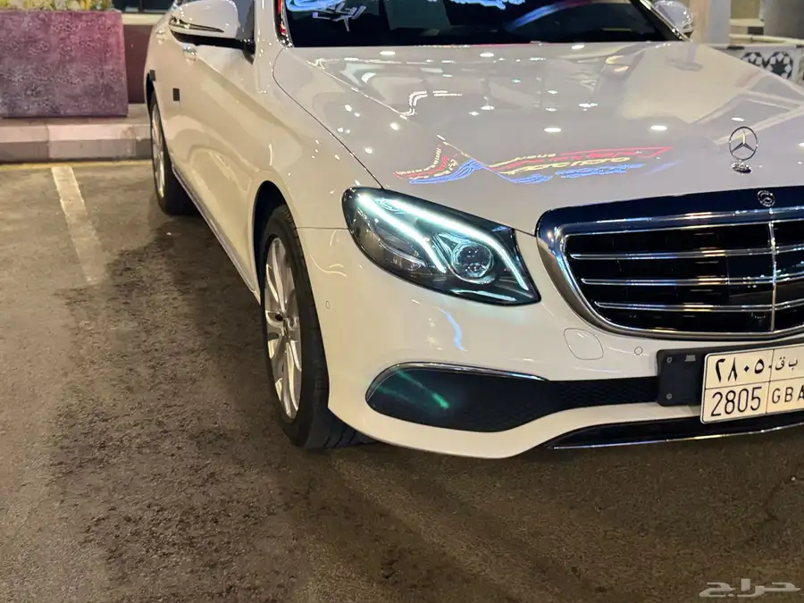 مرسيدس E300 فل كامل بانوراما عداد 106 بحالة الوكالة 10