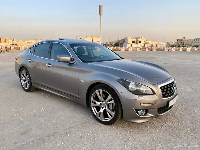 انفنتي 2015 Q70 5