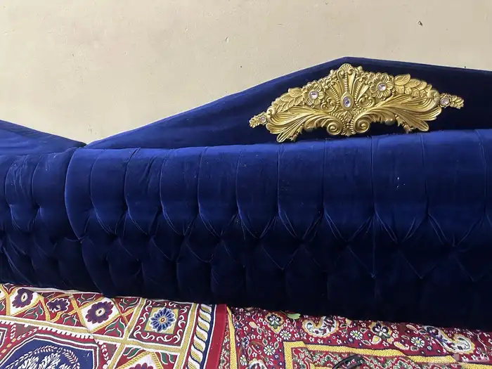 كنب 0