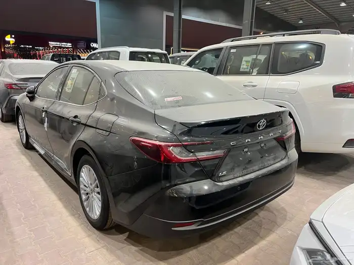 كامري 2025 جميع الالوان والفئات اقساط بنوك 5