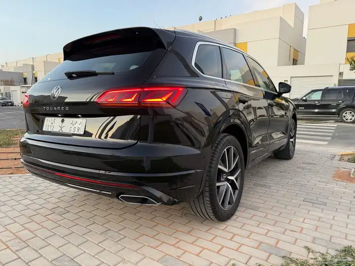 طوارق أعلى فئه R-line 6