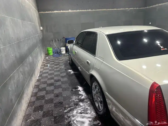 كاديلاك DTS بلاتينيوم 2010   ممشى 78 ألف فقط   نظيفة جدا 2