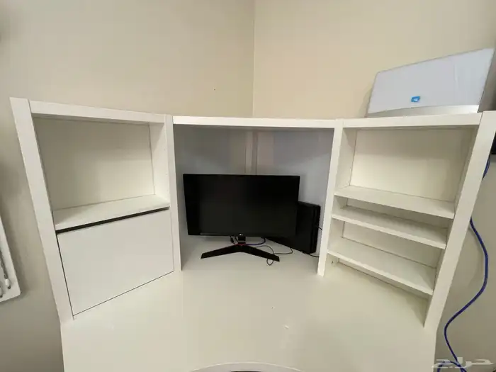 مكتب زاويه من ايكيا 4