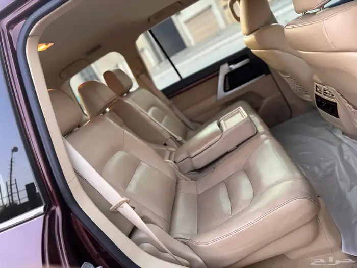 لاندكروزر VXR 2016 23