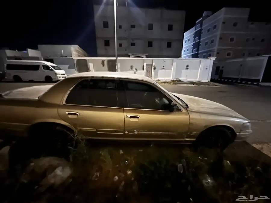 فورد كروان فكتوريا 3