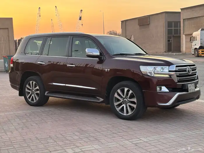 لاندكروزر VXR 2016 47