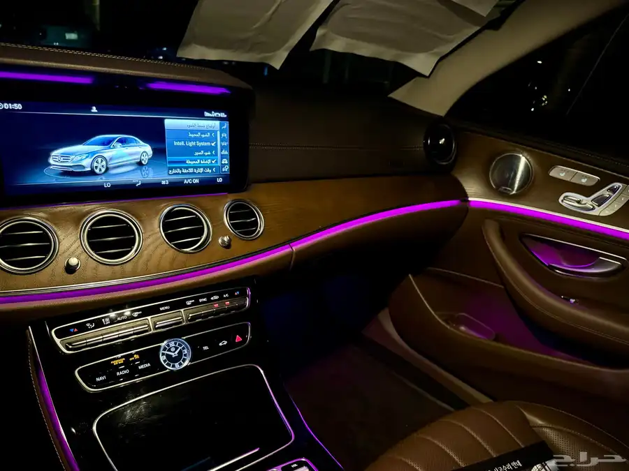 مرسيدس E300 فل كامل بانوراما عداد 106 بحالة الوكالة 38