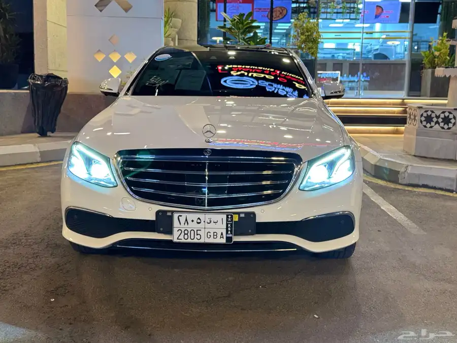 مرسيدس E300 فل كامل بانوراما عداد 106 بحالة الوكالة 0