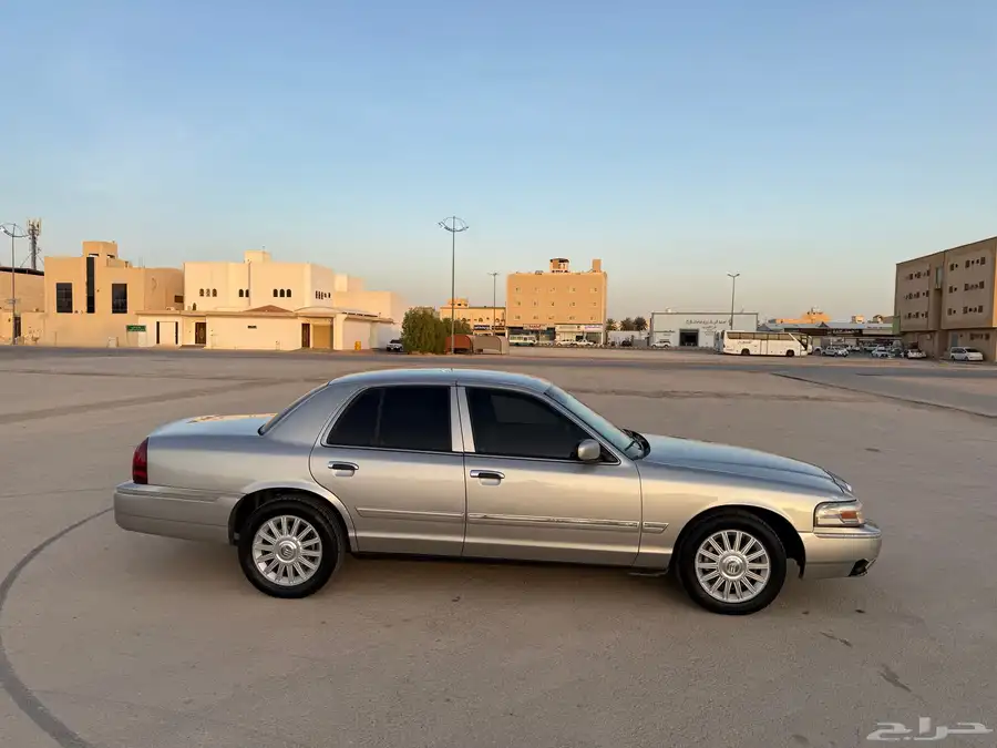 فورد ماركيز 2010 5