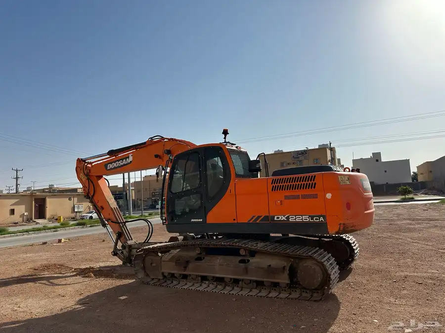 للايجار بوكلين دوسان225 حديث 1