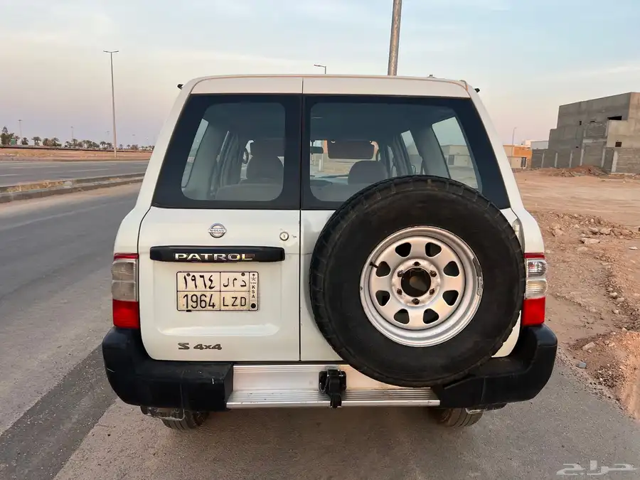 نيسان بترول سفاري 2003 26