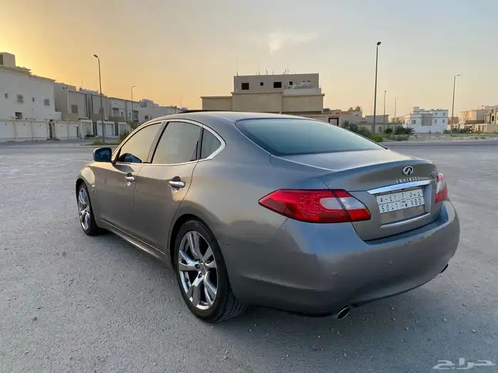 انفنتي 2015 Q70 11