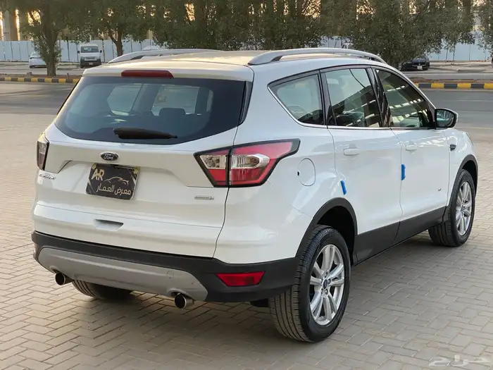 فورد إسكيب إس اي ترند 7