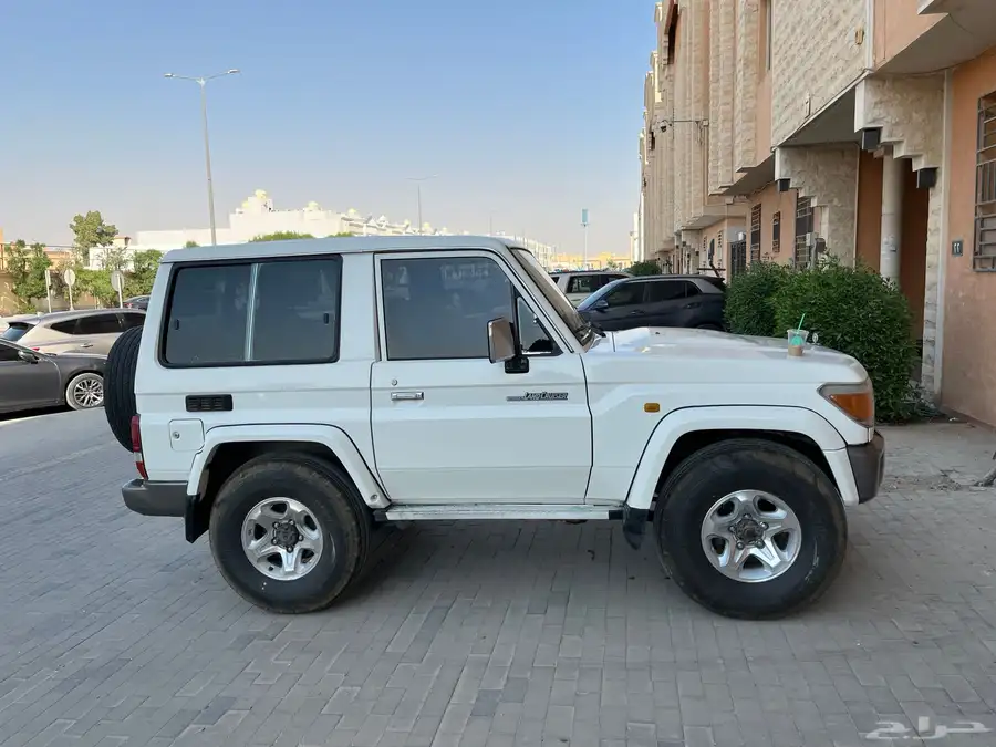 جيب ربع 2008 نظيف جدا على الشرط 8