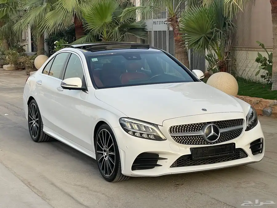مرسيدس C200 - 2019 استخدام نظيف جدا 6
