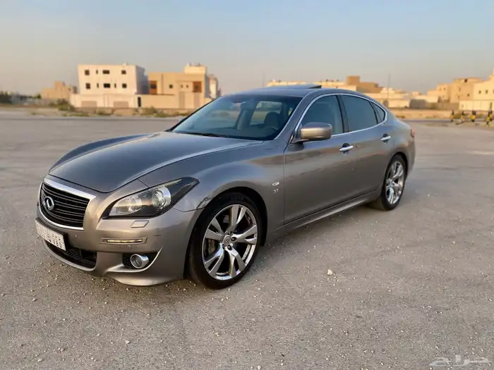 انفنتي 2015 Q70 7