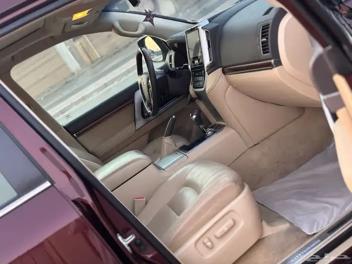 لاندكروزر VXR 2016 16