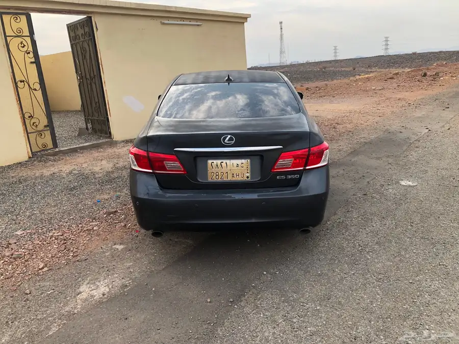لكزس اي اس 350 2011 2