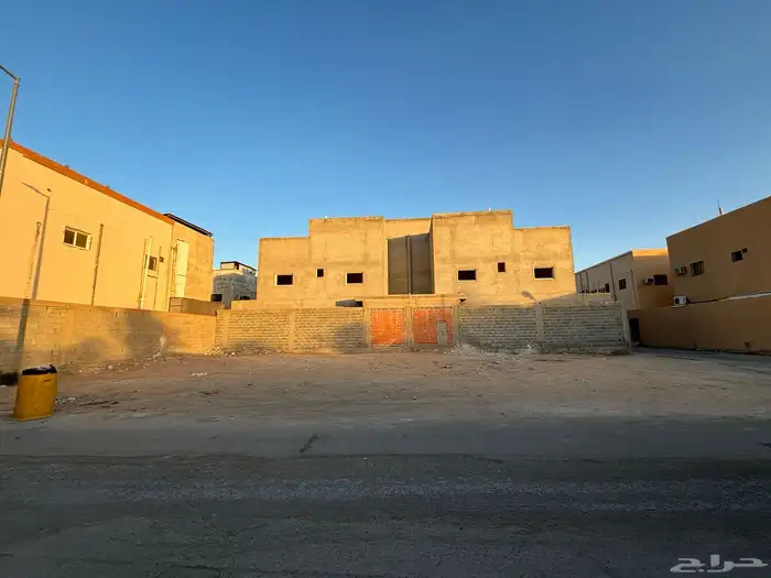 ارض زاوية سكنية حي القويع 7