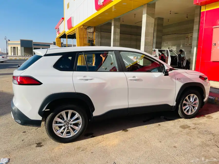 Corolla cross 2025 on lease 3