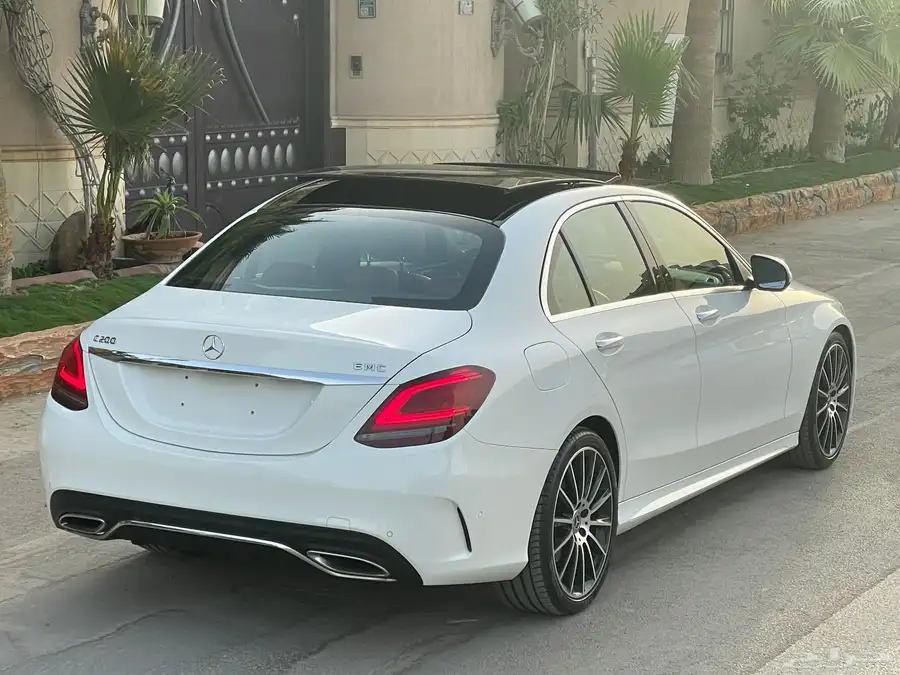 مرسيدس C200 - 2019 استخدام نظيف جدا 10