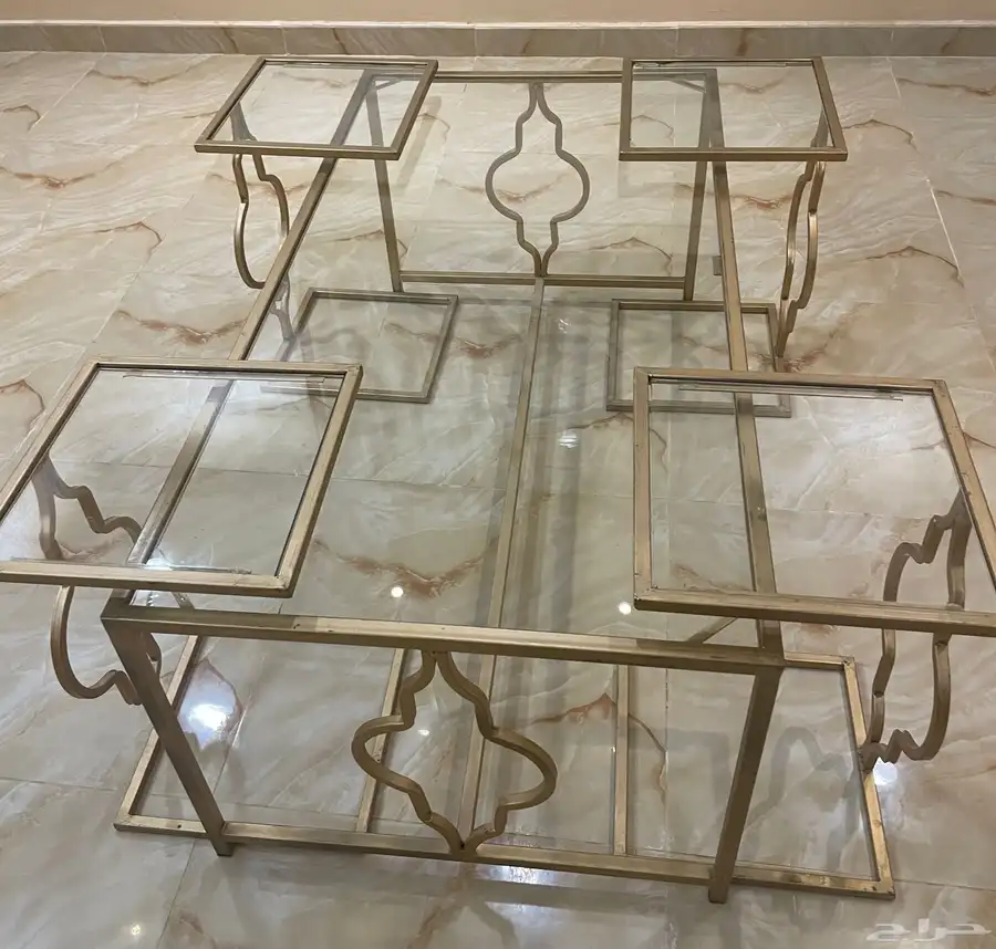 طاوله ضيافه مع 4 خدمه ومدخل للبيع 3