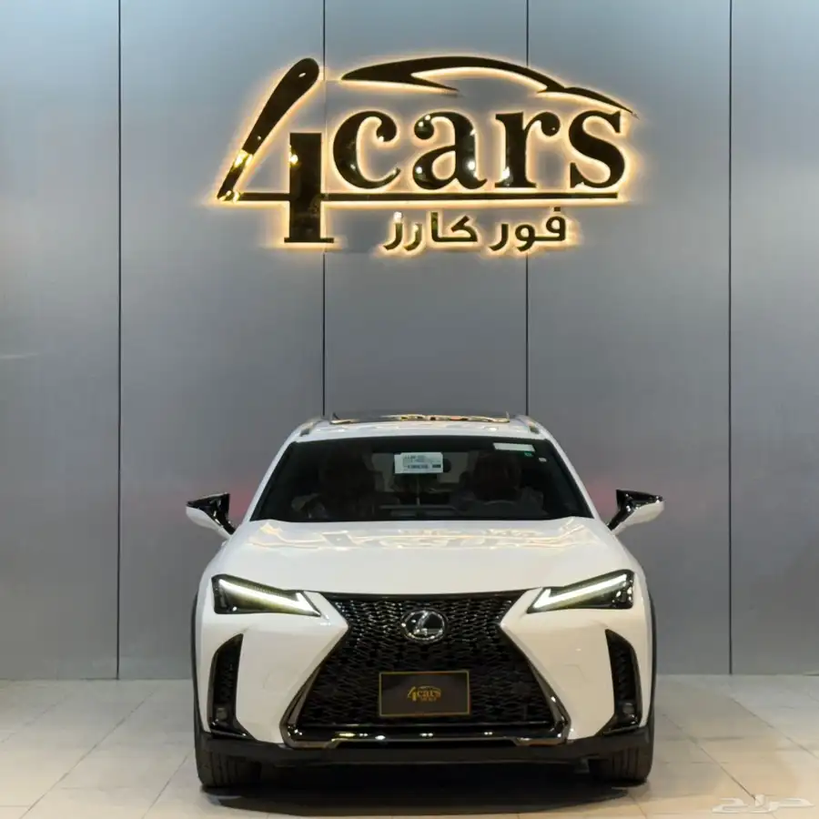 لكزس UX200 F sport 2023 (( بحالة ممتازة )) 2