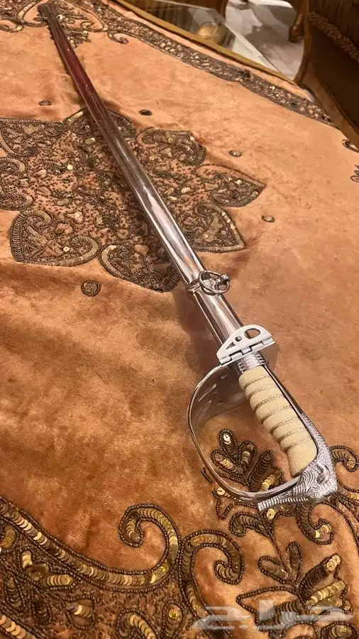 سيف عسكري فرنسي 2