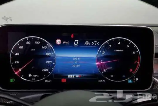 مرسيدس C300 2023 11