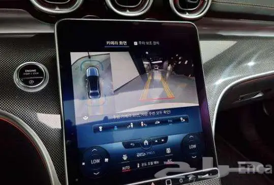 مرسيدس C300 2023 13