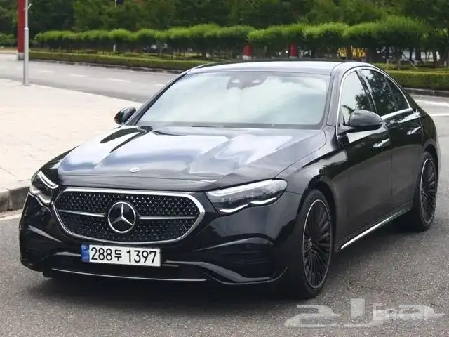 مرسيدس E300 موديل 2024 بمواصفات خاصة 0