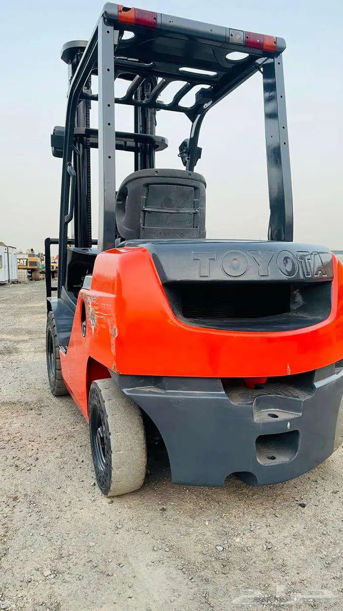 تويوتا 2.5 طن 2019 10