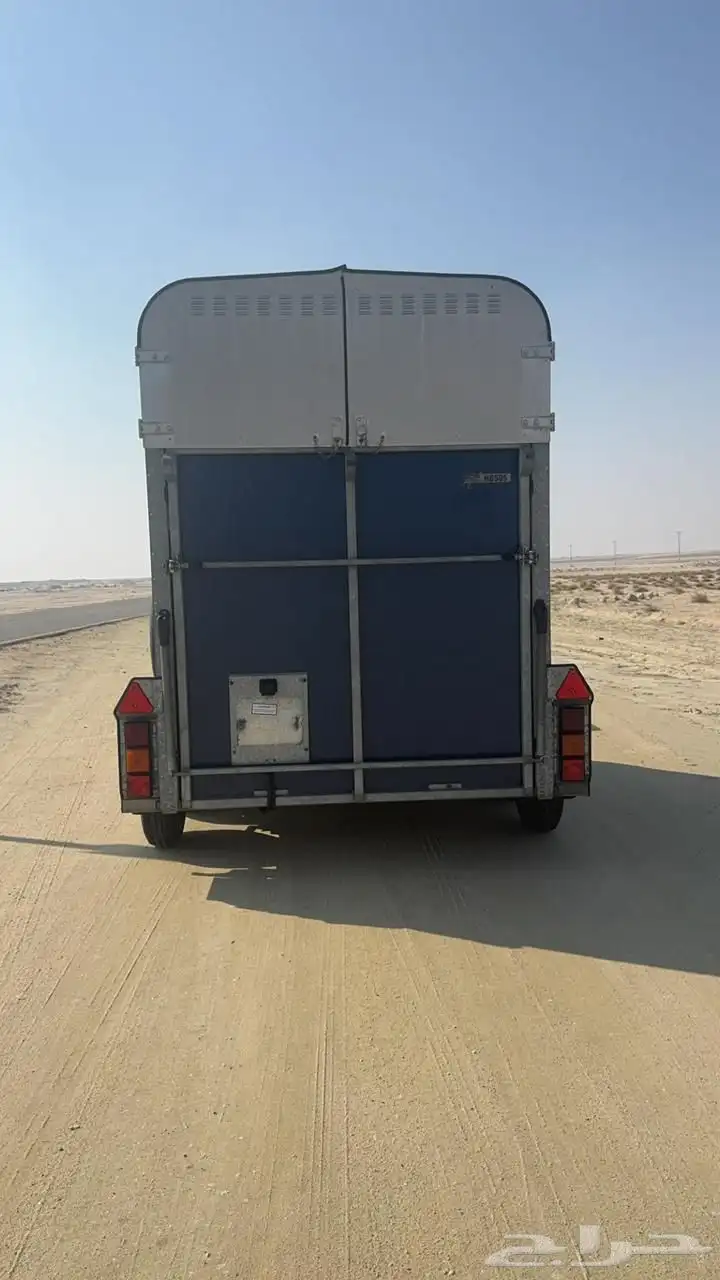 عربة نقل خيل راسين فور وليام 0