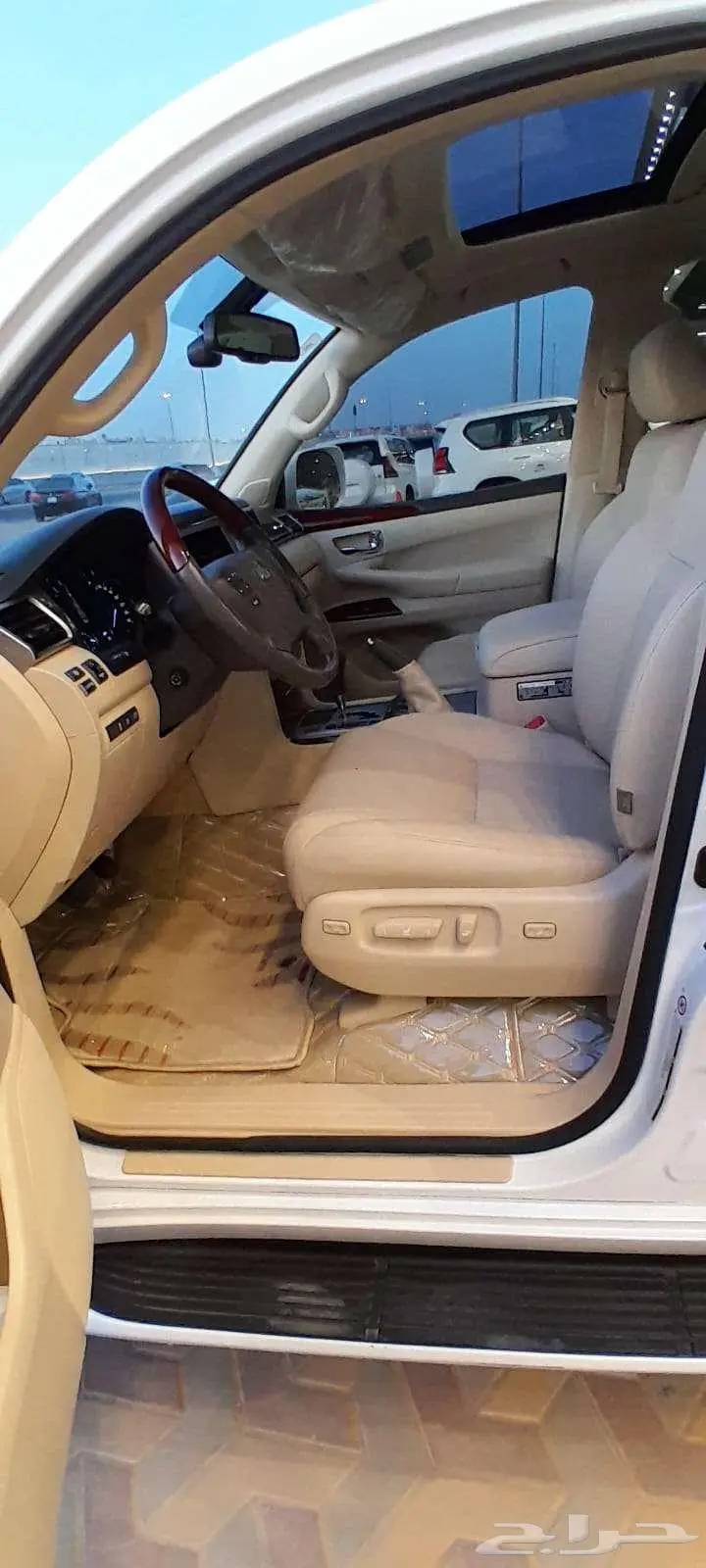 منوة المستخدم LX570 سعودي السعر 150 9