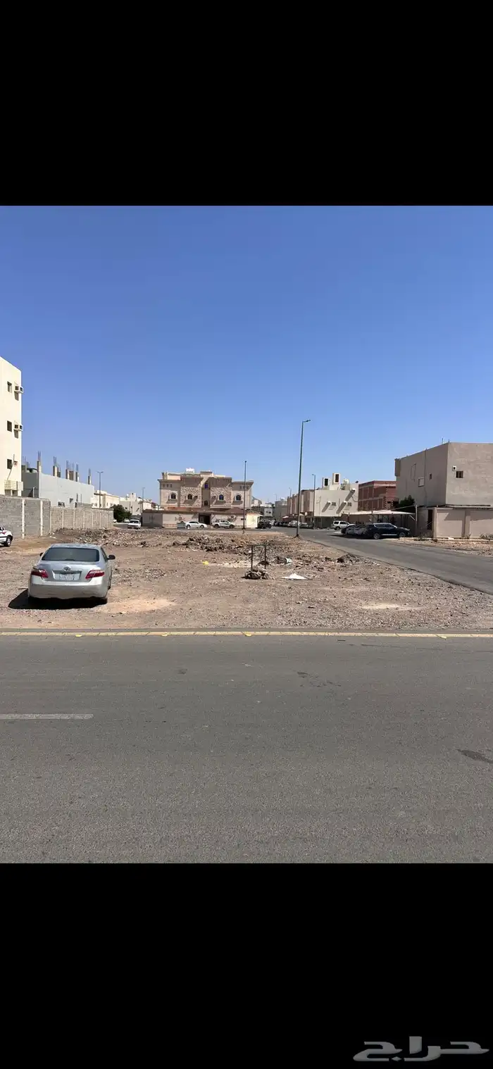 ارض تجارية على شارعين في مخطط الملك فهد 3