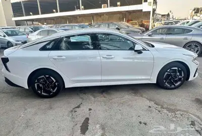 كيا k5 2025 4