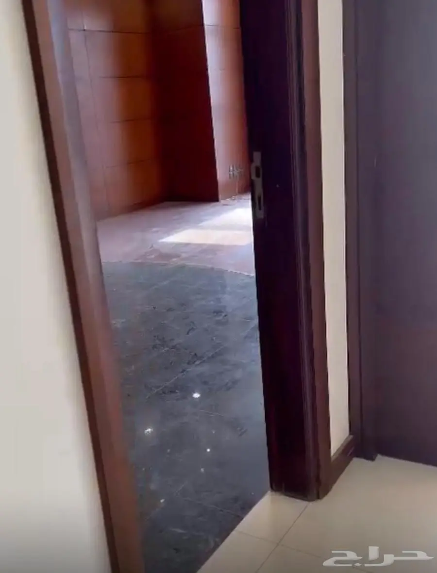 للايجار عمارة مكتبيه 0
