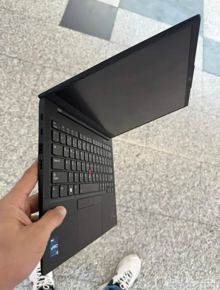 لينوفو اكس 1 كاربن اي 7 1