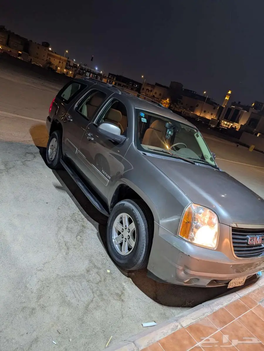 يوكن موديل 2012 نظيف جدا 2