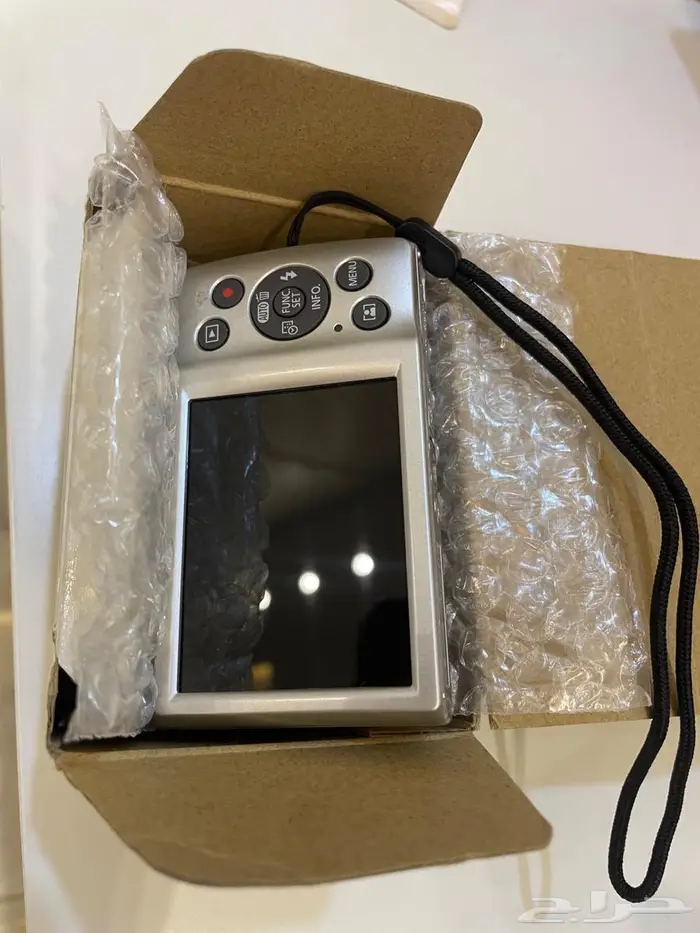 Canon ixus 185 مع ملحقاتها 1