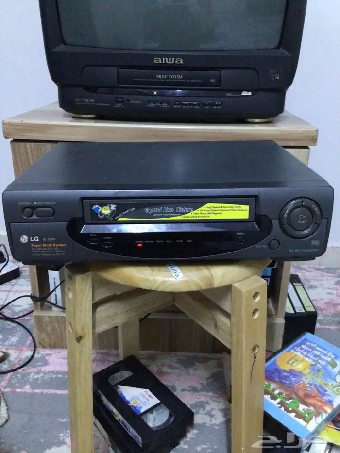 جهاز فيديو LG مع الأشرطه 3