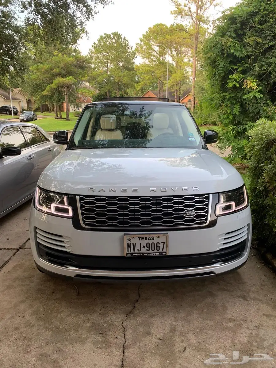 Range Rover 2020 LWB Vogue 1