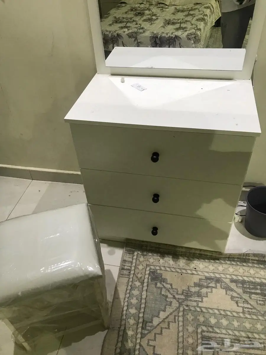 غرفة نوم كاملة نفر ونص السرير مع مرتبة واثنين كومدينة 2