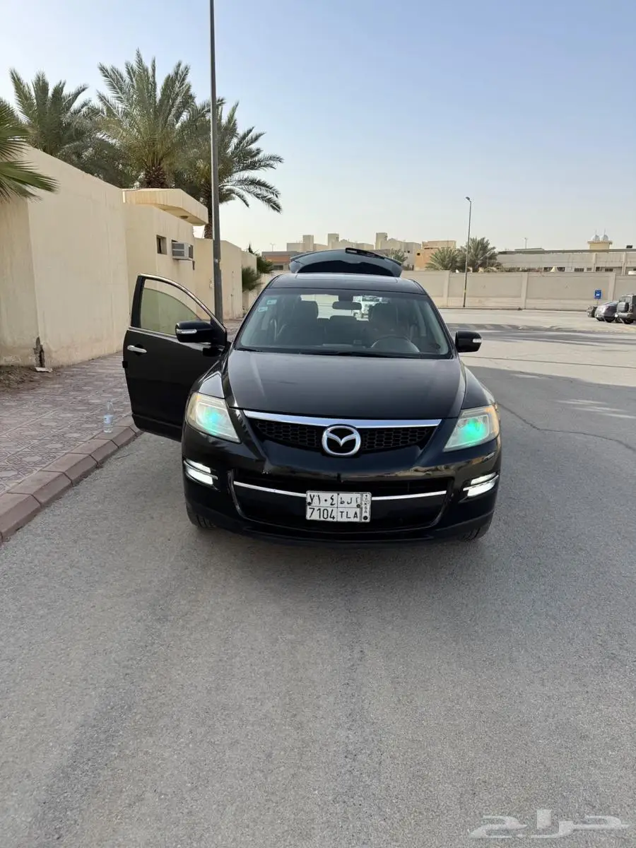 Cx9 عائلية 7 مقاعد حالة ممتازة صيانات توكيل 3